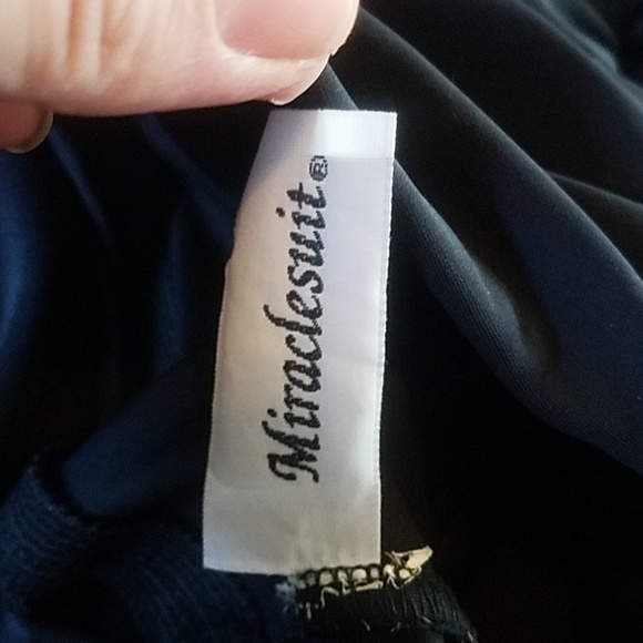 Miraclesuit one piece black swimsuit size medium - Picture 6 of 7